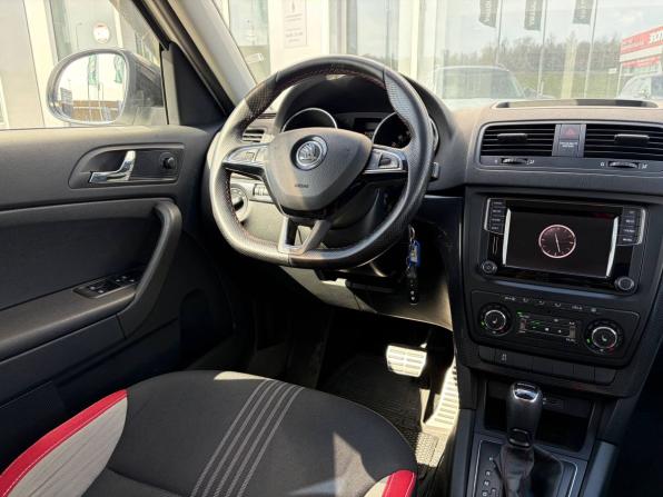 Skoda Yeti I Рестайлинг с пробегом 2017 года, цена 1 185 000 рублей, 186972 км, внедорожник, Автокод Объявления
