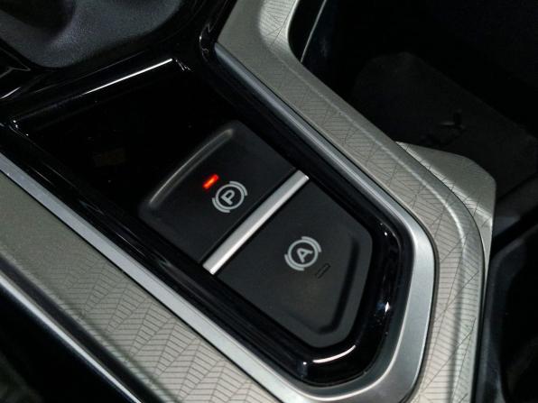 Geely Emgrand II с пробегом 2024 года, цена 1 300 000 рублей, 26999 км, седан, Автокод Объявления