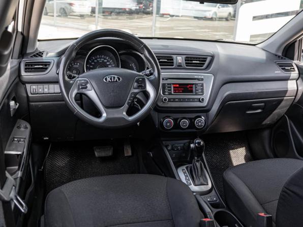 Kia Rio III Рестайлинг с пробегом 2017 года, цена 1 160 000 рублей, 131129 км, седан, Автокод Объявления