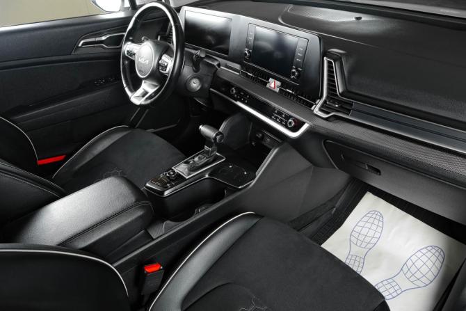 Kia Sportage V с пробегом 2023 года, цена 2 999 000 рублей, 25500 км, внедорожник, Автокод Объявления