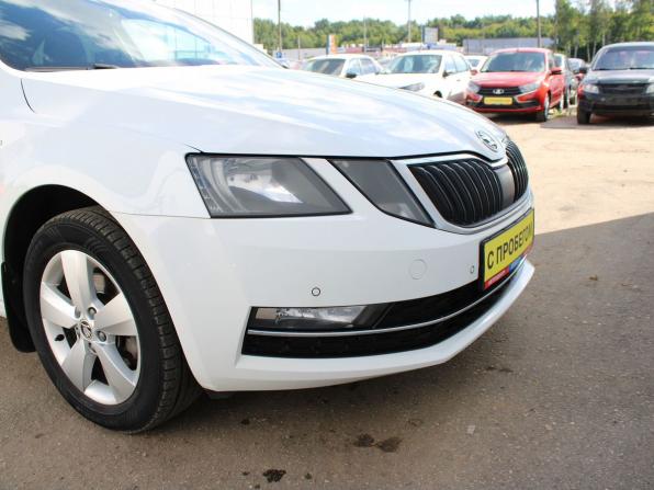 Skoda Octavia III (A7) Рестайлинг с пробегом 2018 года, цена 1 699 000 рублей, 169087 км, лифтбек, Автокод Объявления