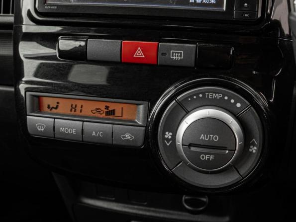 Daihatsu Tanto II с пробегом 2013 года, цена 690 000 рублей, 116890 км, микровэн, Автокод Объявления