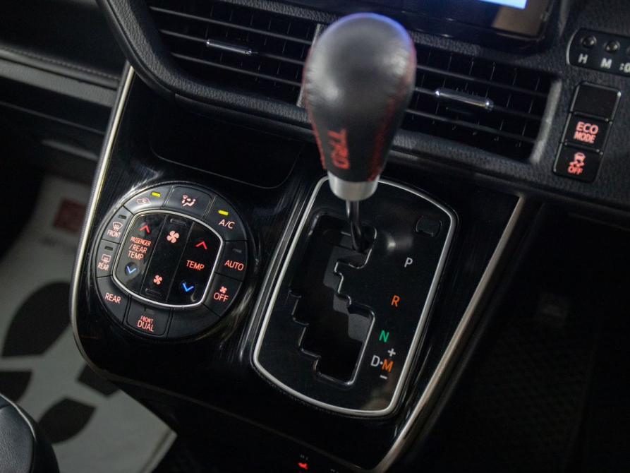 Toyota Esquire I Иркутск  - изображение 16