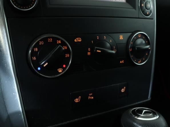 Mercedes-Benz B-Класс I (W245) Рестайлинг с пробегом 2009 года, цена 649 000 рублей, 252776 км, хэтчбек, Автокод Объявления