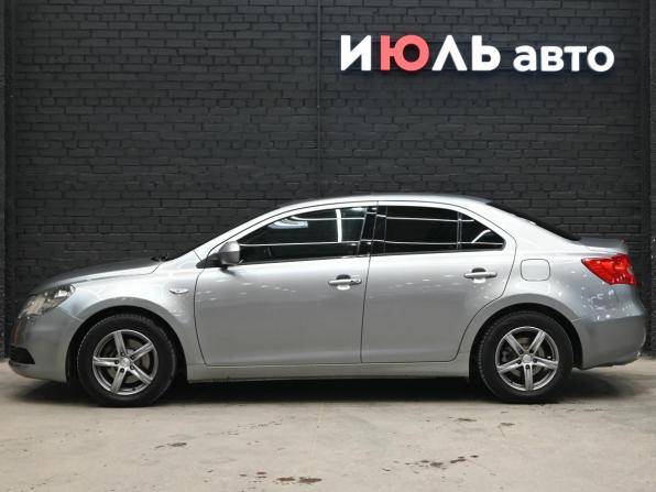 Suzuki Kizashi с пробегом 2010 года, цена 950 000 рублей, 228834 км, седан, Автокод Объявления