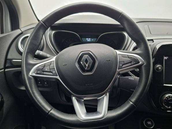 Renault Kaptur I Рестайлинг с пробегом 2021 года, цена 1 839 000 рублей, 66184 км, внедорожник, Автокод Объявления