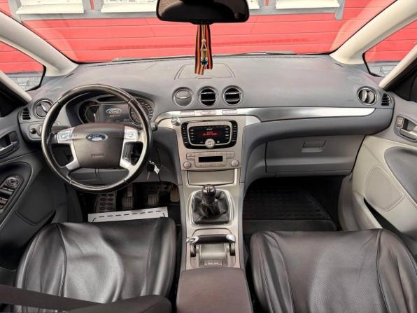 Ford S-MAX I с пробегом 2007 года, цена 630 000 рублей, 225133 км, минивэн, Автокод Объявления