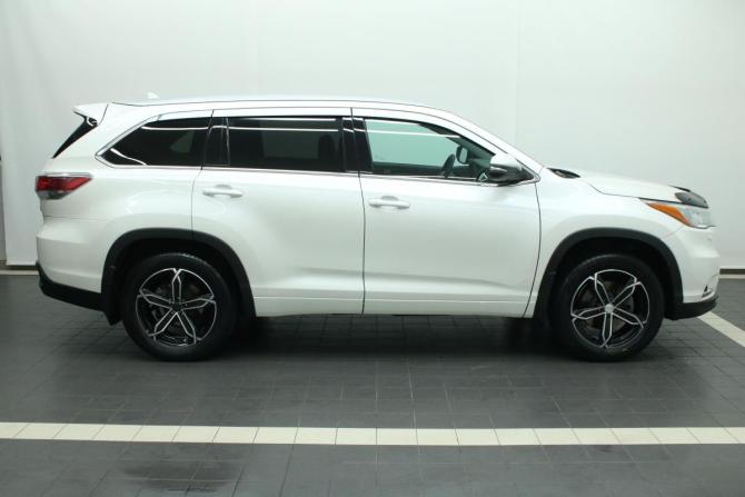 Toyota Highlander III (XU50) с пробегом 2014 года, цена 2 590 000 рублей, 128164 км, внедорожник, Автокод Объявления