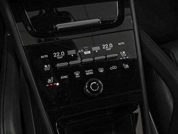 Porsche Cayenne III Рестайлинг с пробегом 2024 года, цена 16 350 000 рублей, 34752 км, внедорожник, Автокод Объявления