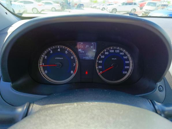 Hyundai Solaris I Рестайлинг с пробегом 2015 года, цена 994 995 рублей, 150001 км, хэтчбек, Автокод Объявления