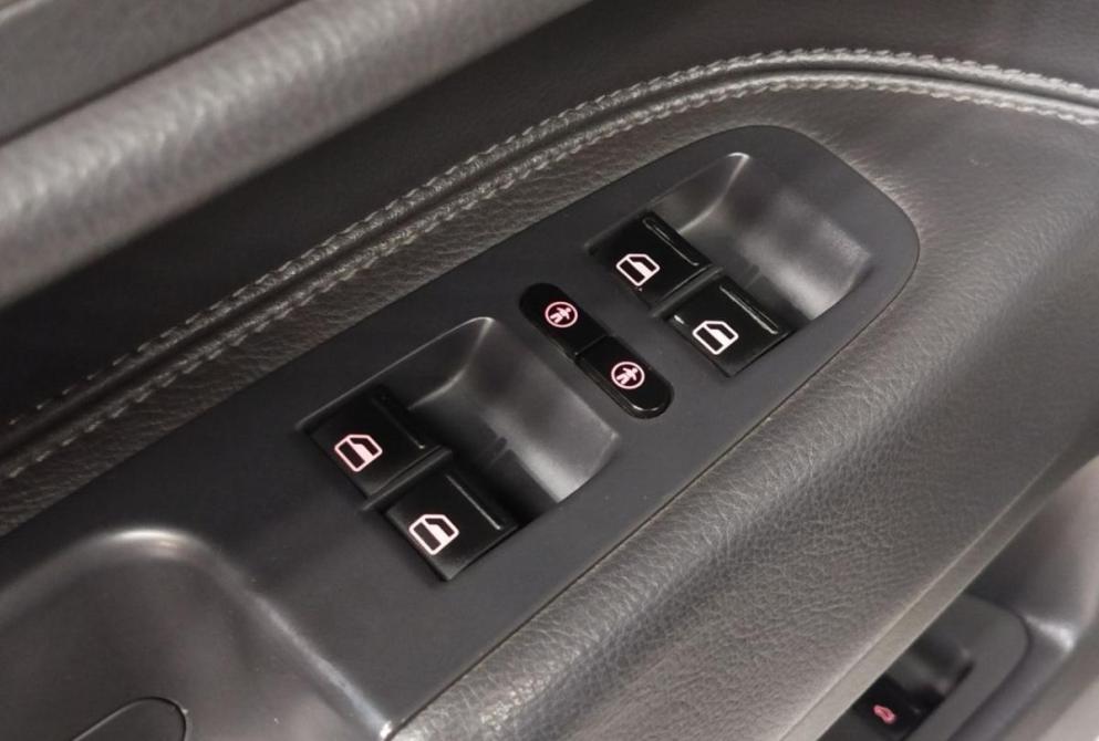 Volkswagen Touareg I Рестайлинг Саратов  - изображение 23