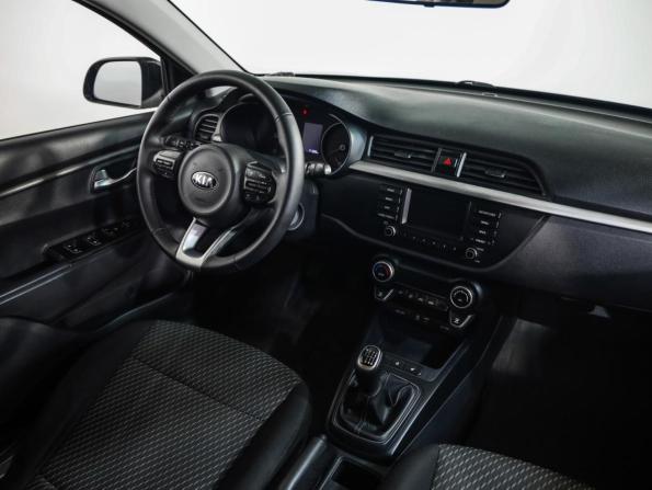 Kia Rio IV с пробегом 2018 года, цена 889 777 рублей, 172000 км, седан, Автокод Объявления