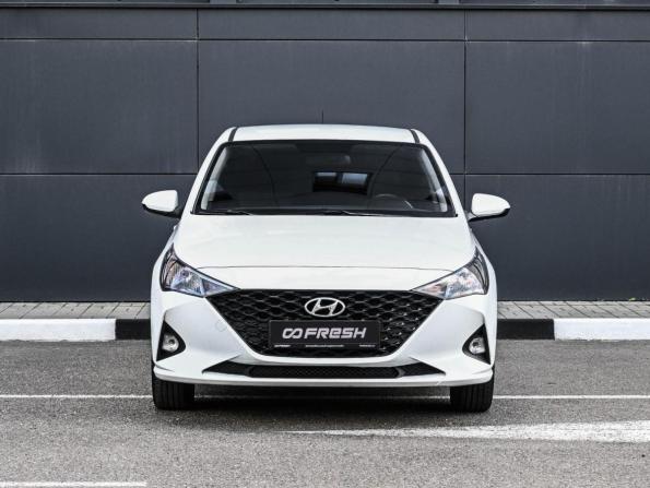Hyundai Solaris II Рестайлинг с пробегом 2021 года, цена 1 629 000 рублей, 107084 км, седан, Автокод Объявления