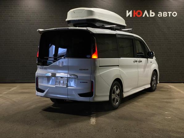 Honda Stepwgn V Рестайлинг с пробегом 2019 года, цена 2 575 000 рублей, 156620 км, минивэн, Автокод Объявления