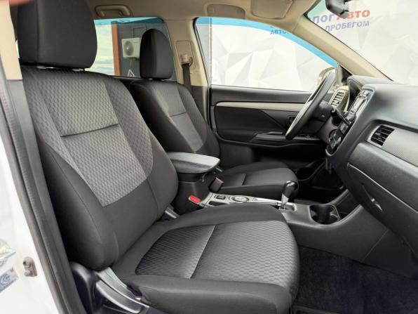 Mitsubishi Outlander III Рестайлинг с пробегом 2014 года, цена 1 659 000 рублей, 117700 км, внедорожник, Автокод Объявления