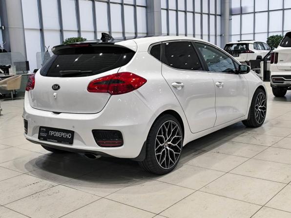 Kia Ceed II Рестайлинг с пробегом 2017 года, цена 1 370 000 рублей, 140887 км, хэтчбек, Автокод Объявления