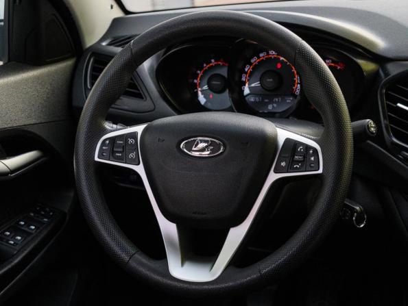 Lada (ВАЗ) Vesta I с пробегом 2020 года, цена 950 000 рублей, 130754 км, седан, Автокод Объявления