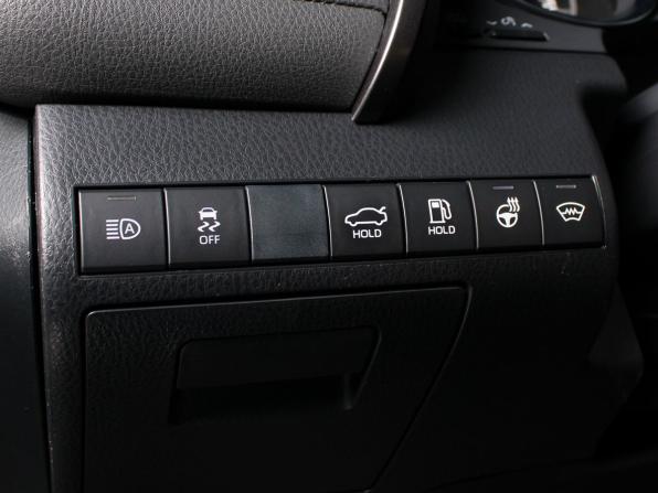 Toyota Camry VIII (XV70) с пробегом 2019 года, цена 2 670 000 рублей, 194500 км, седан, Автокод Объявления