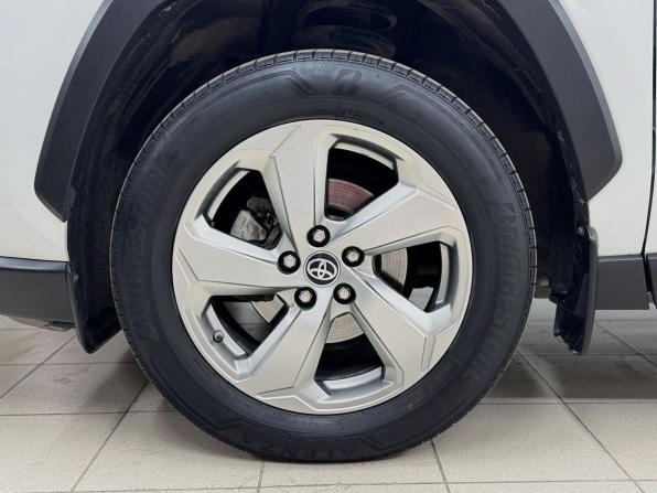 Toyota RAV4 V (XA50) с пробегом 2021 года, цена 3 289 000 рублей, 52636 км, внедорожник, Автокод Объявления