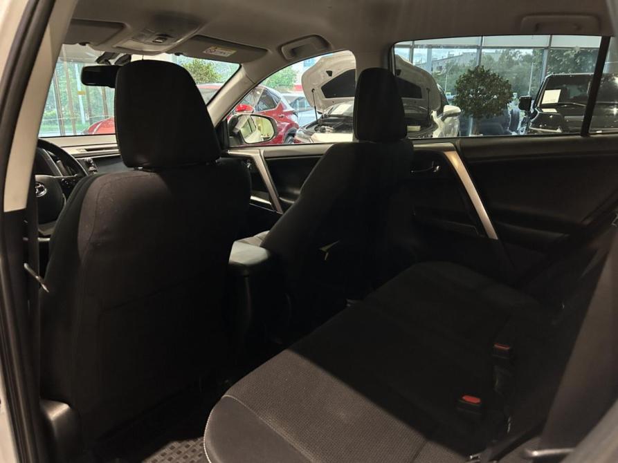 Toyota RAV4 IV (XA40) Рестайлинг Казань  - изображение 15