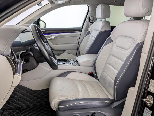 Volkswagen Touareg III с пробегом 2019 года, цена 5 480 000 рублей, 107016 км, внедорожник, Автокод Объявления