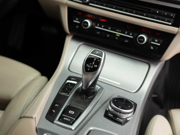 BMW 5 серии VI (F10/F11/F07) Рестайлинг с пробегом 2013 года, цена 1 850 000 рублей, 147355 км, седан, Автокод Объявления