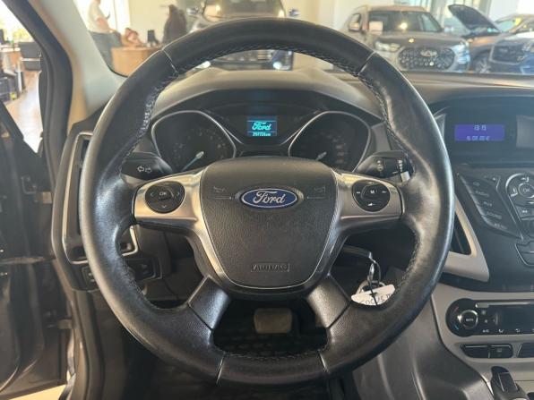 Ford Focus III с пробегом 2012 года, цена 570 000 рублей, 297687 км, седан, Автокод Объявления