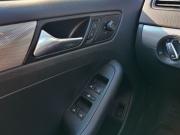 Volkswagen Jetta VI Рестайлинг Казань  - изображение 21