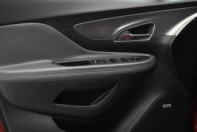 Opel Mokka I с пробегом 2014 года, цена 910 000 рублей, 181176 км, внедорожник, Автокод Объявления
