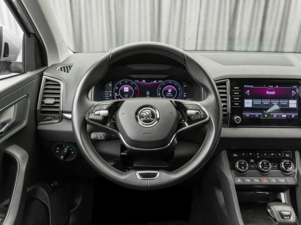 Skoda Karoq I с пробегом 2021 года, цена 2 780 000 рублей, 88984 км, внедорожник, Автокод Объявления