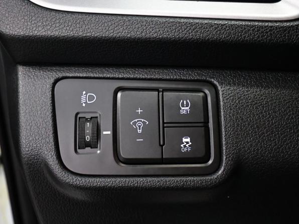 Hyundai Solaris II с пробегом 2018 года, цена 1 250 000 рублей, 164681 км, седан, Автокод Объявления