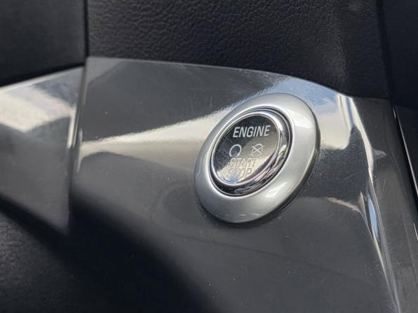 Ford Kuga II с пробегом 2015 года, цена 1 520 000 рублей, 155250 км, внедорожник, Автокод Объявления