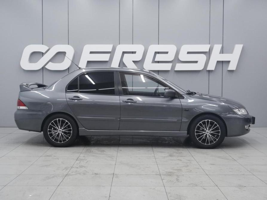 Mitsubishi Lancer IX Рестайлинг Ростов-на-Дону  - изображение 5