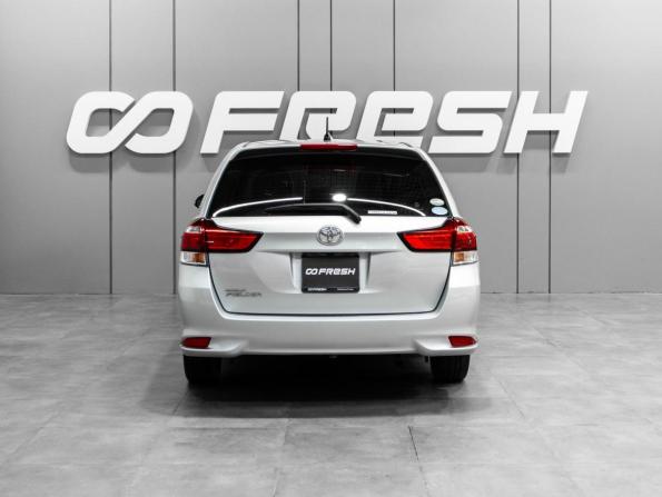 Toyota Corolla XI (E160 E170) Рестайлинг 2 с пробегом 2019 года, цена 1 524 000 рублей, 145106 км, универсал, Автокод Объявления
