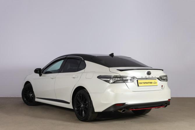 Toyota Camry VIII (XV70) Рестайлинг с пробегом 2021 года, цена 4 149 000 рублей, 98300 км, седан, Автокод Объявления