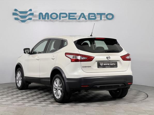 Nissan Qashqai II с пробегом 2015 года, цена 1 650 000 рублей, 81363 км, внедорожник, Автокод Объявления