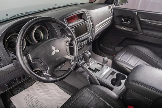 Mitsubishi Pajero IV с пробегом 2011 года, цена 2 269 000 рублей, 240000 км, внедорожник, Автокод Объявления
