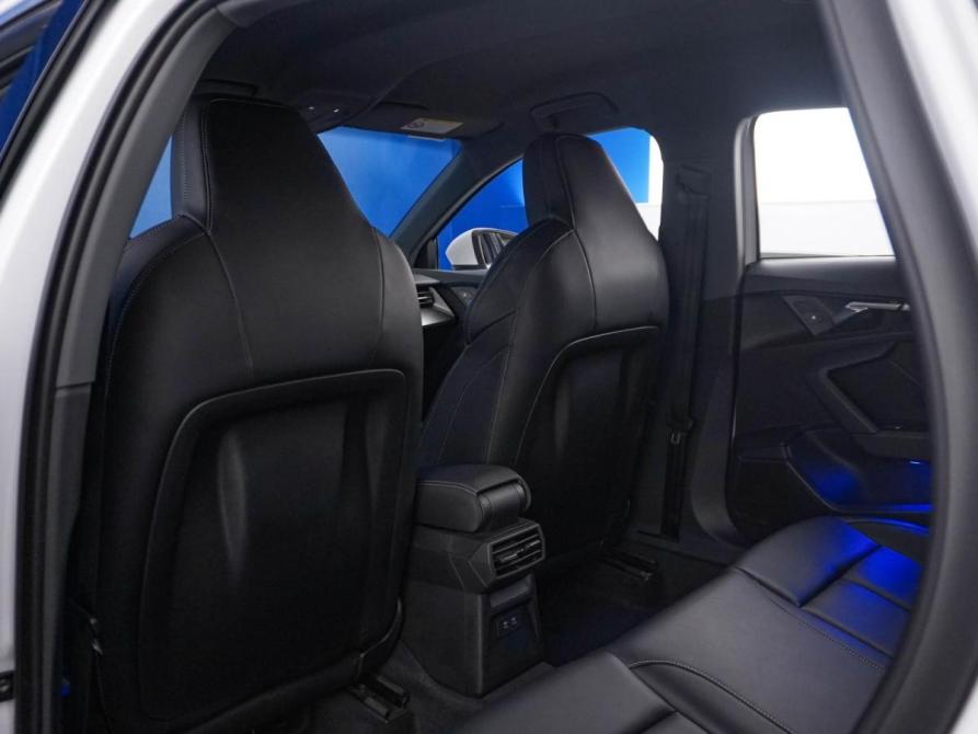 Audi A3 IV (8Y) Москва  - изображение 11