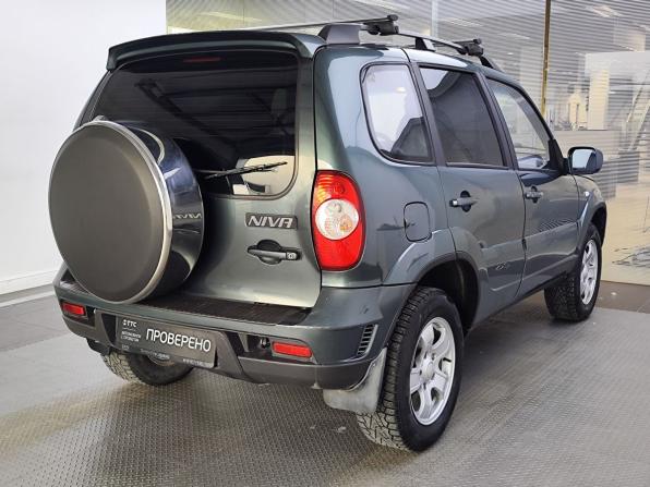 Chevrolet Niva I Рестайлинг с пробегом 2011 года, цена 690 000 рублей, 39642 км, внедорожник, Автокод Объявления