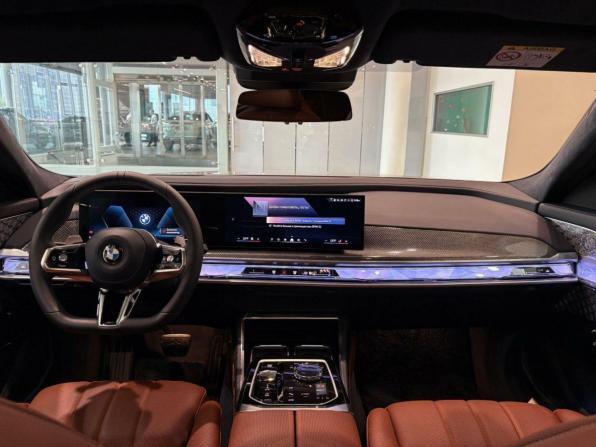 Новый BMW 7 серии VII (G70) 2025 года, цена 21 550 000 рублей, седан, Автокод Объявления