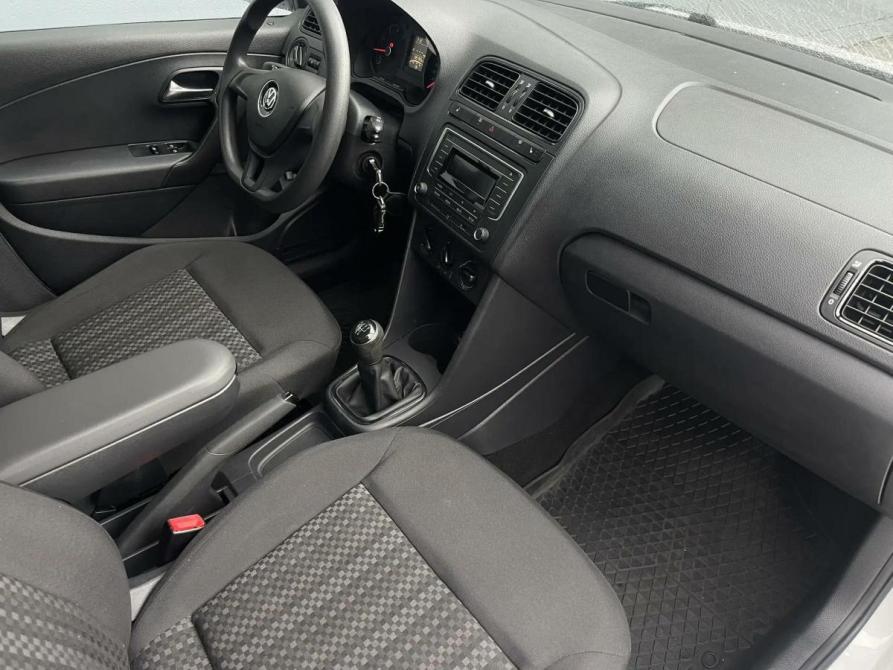 Volkswagen Polo V Рестайлинг Новосибирск  - изображение 13