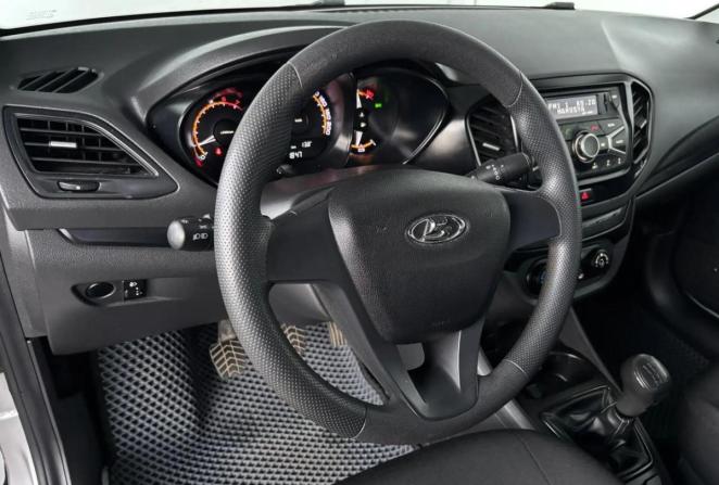 Lada (ВАЗ) Vesta I с пробегом 2021 года, цена 1 030 000 рублей, 62415 км, седан, Автокод Объявления