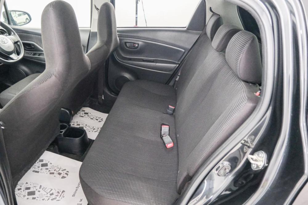 Toyota Vitz III (XP130) Рестайлинг 2 Красноярск  - изображение 20