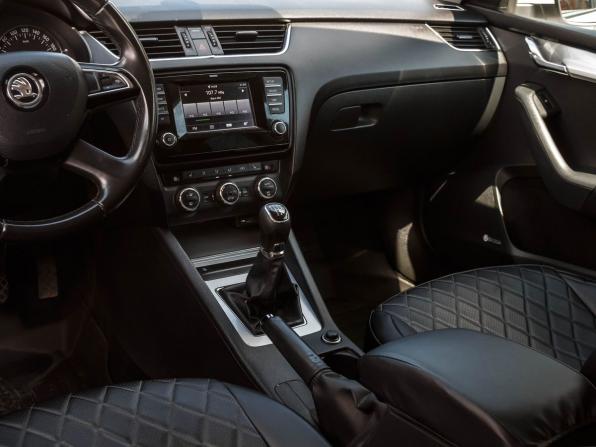 Skoda Octavia III (A7) с пробегом 2013 года, цена 980 000 рублей, 186378 км, лифтбек, Автокод Объявления