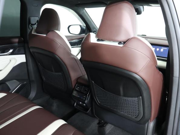 Geely Monjaro I с пробегом 2023 года, цена 3 299 000 рублей, 40000 км, внедорожник, Автокод Объявления