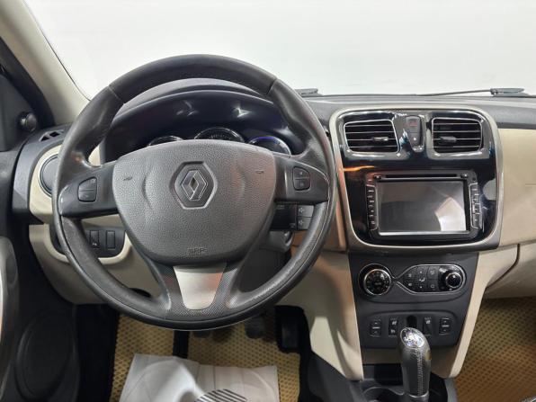 Renault Logan II с пробегом 2015 года, цена 700 000 рублей, 272365 км, седан, Автокод Объявления