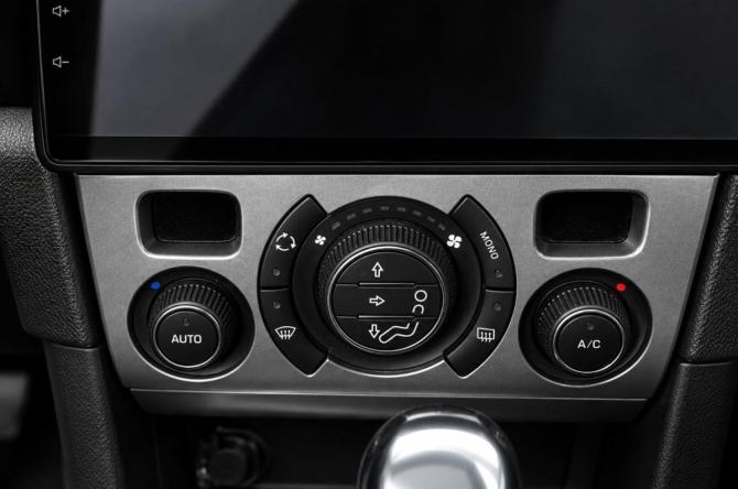 Peugeot 408 I с пробегом 2015 года, цена 719 000 рублей, 122000 км, седан, Автокод Объявления