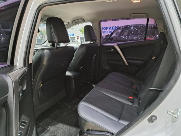 Toyota RAV4 IV (XA40) Рестайлинг с пробегом 2018 года, цена 2 050 000 рублей, 263359 км, внедорожник, Автокод Объявления