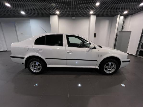 Skoda Octavia II (A5) Рестайлинг с пробегом 2009 года, цена 492 000 рублей, 273383 км, лифтбек, Автокод Объявления