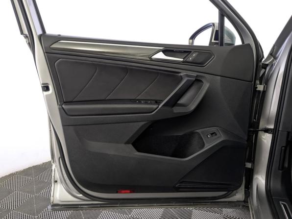 Volkswagen Tiguan II с пробегом 2020 года, цена 2 680 000 рублей, 146873 км, внедорожник, Автокод Объявления